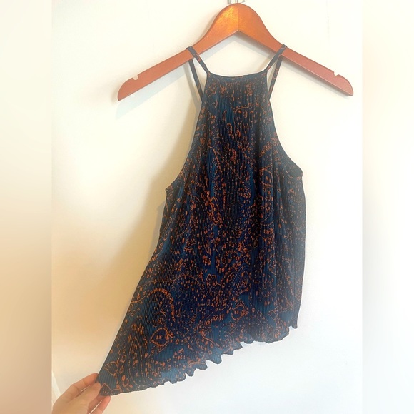 Banana Republic Factory blue and orange pleated halter tank - Picture 5 of 6